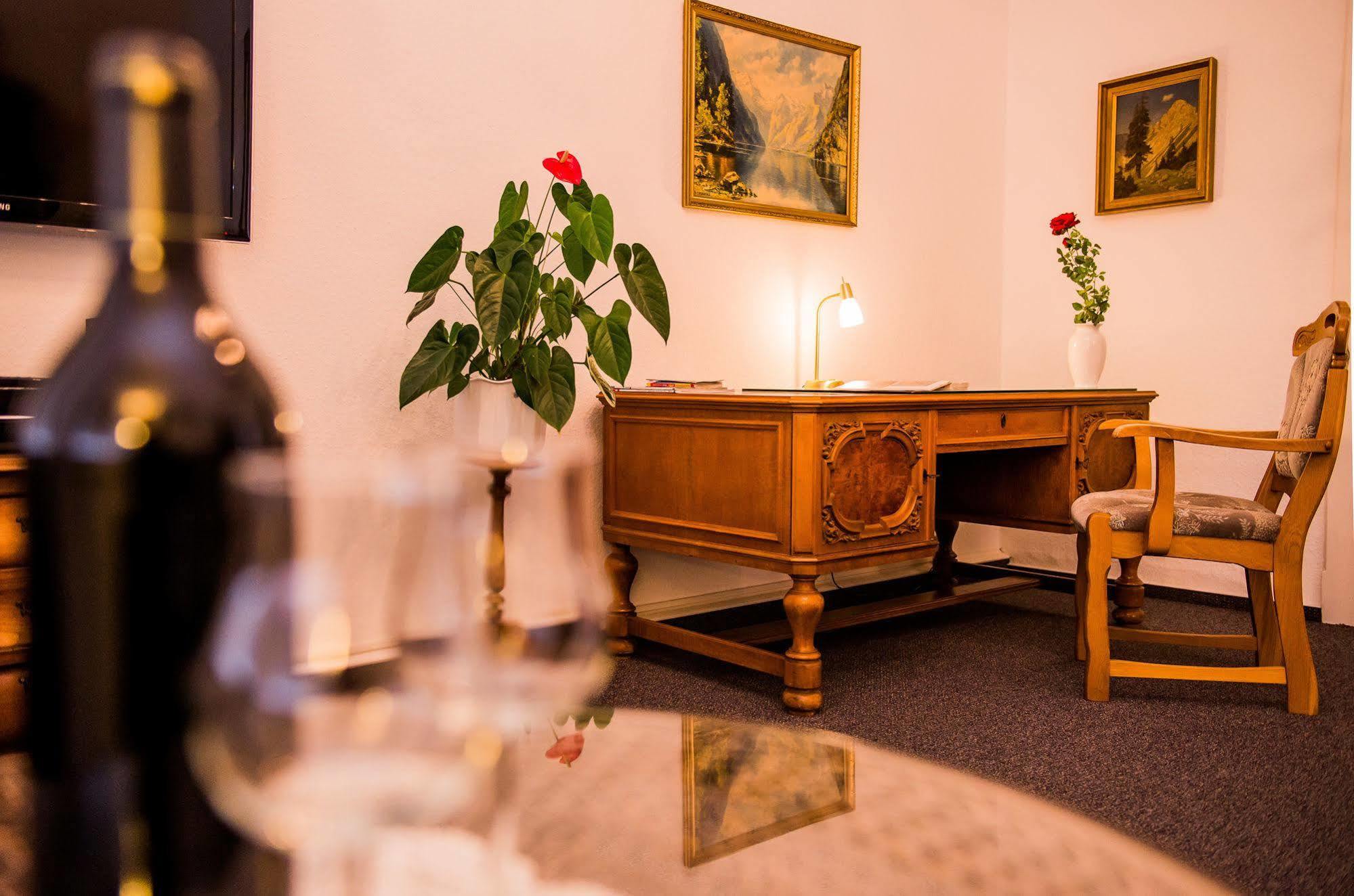 Apartmenthaus Stadt Metz Dresden Luaran gambar